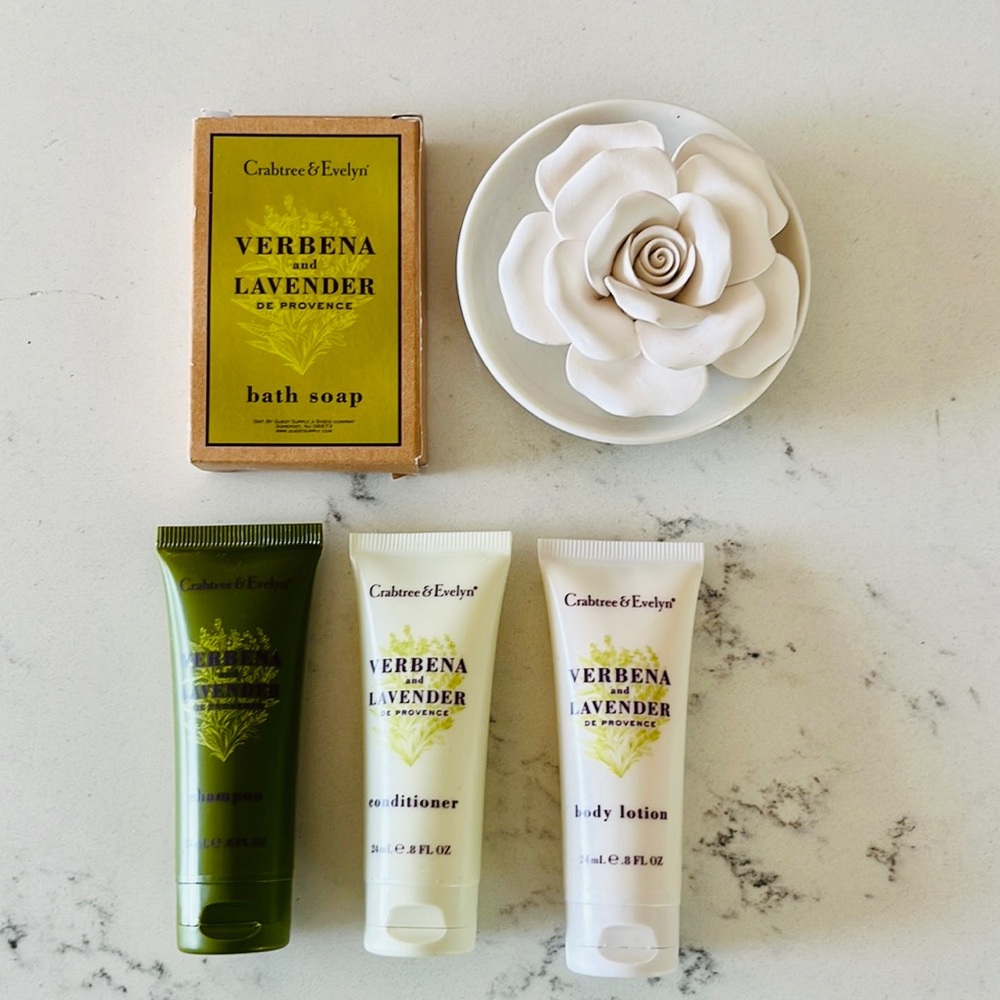 Crabtree&Evelyn Travel Size Personal Care - Picture 2 of 7